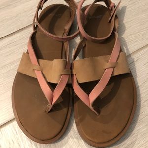 Sanuk leather ankle strap sandals